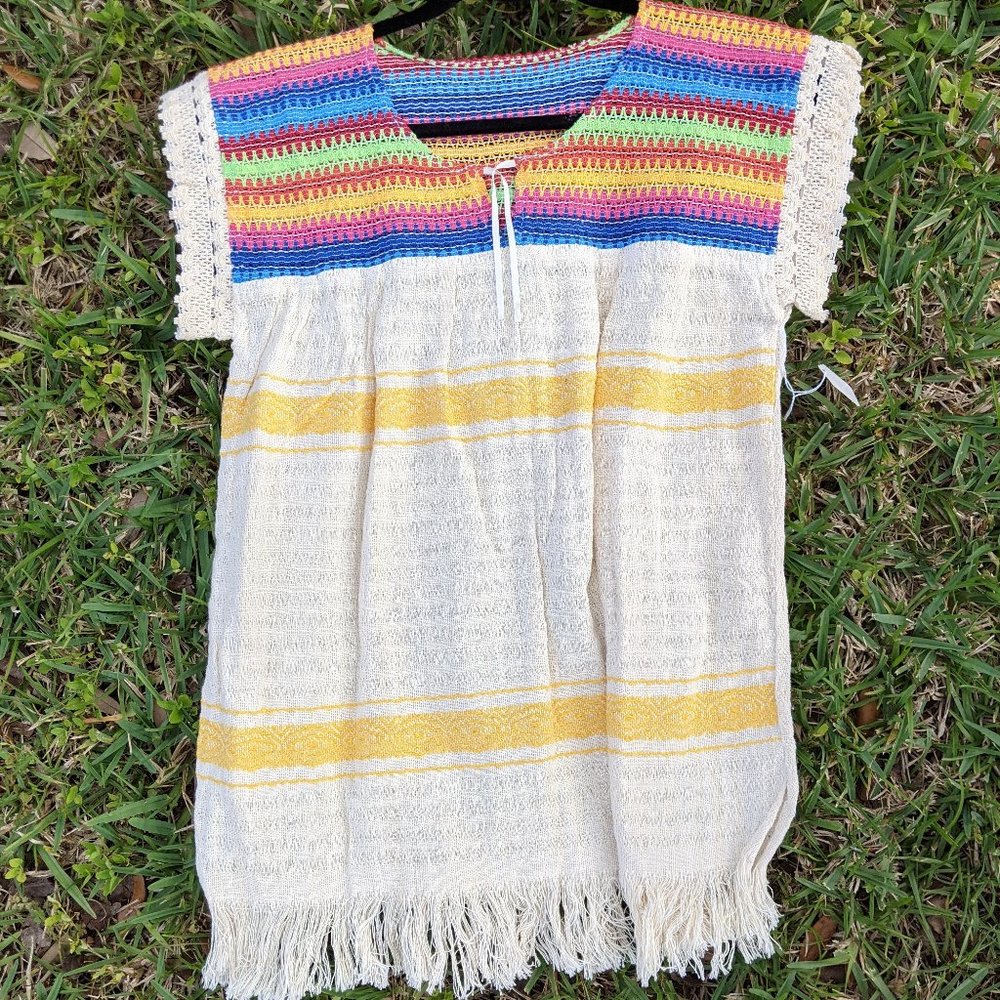 Indigenous blouse - Picture 3 of 3